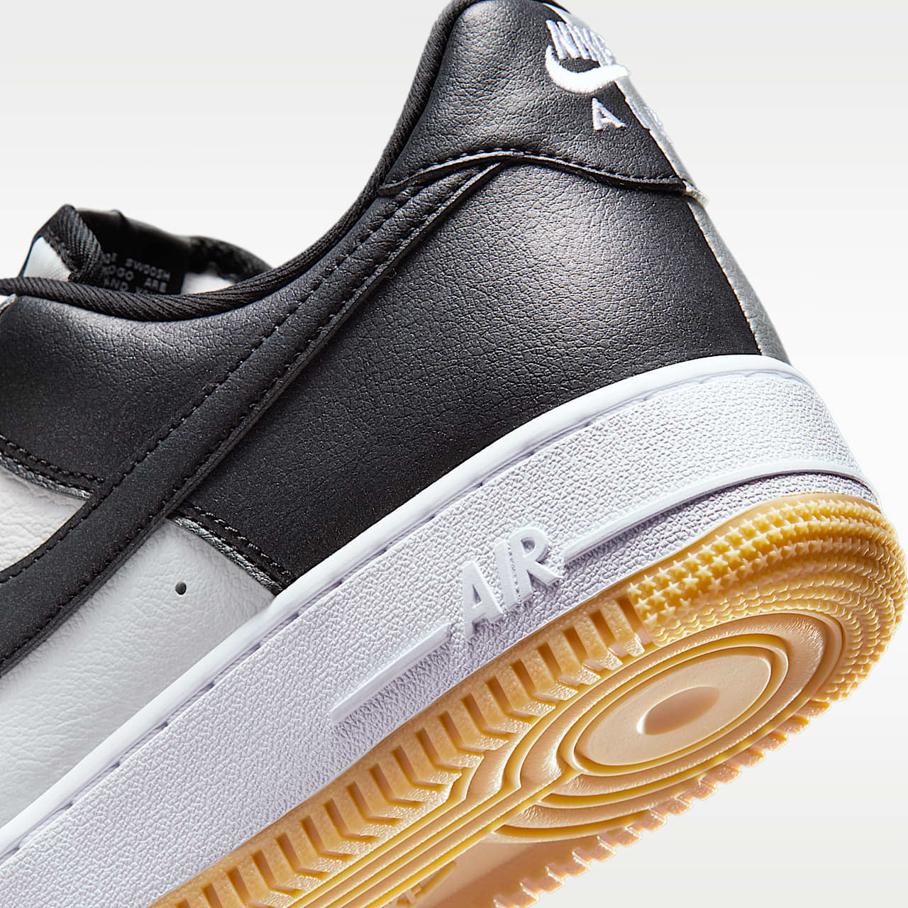 Air Force 1 '07 LV8 Men's Shoes