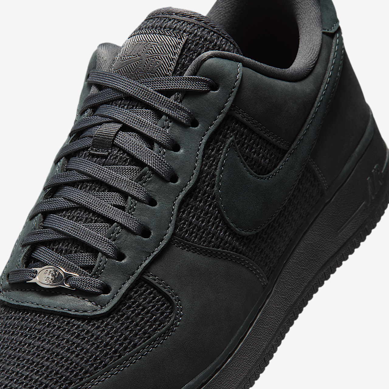 Air Force 1 '07 LV8 Men's Shoes