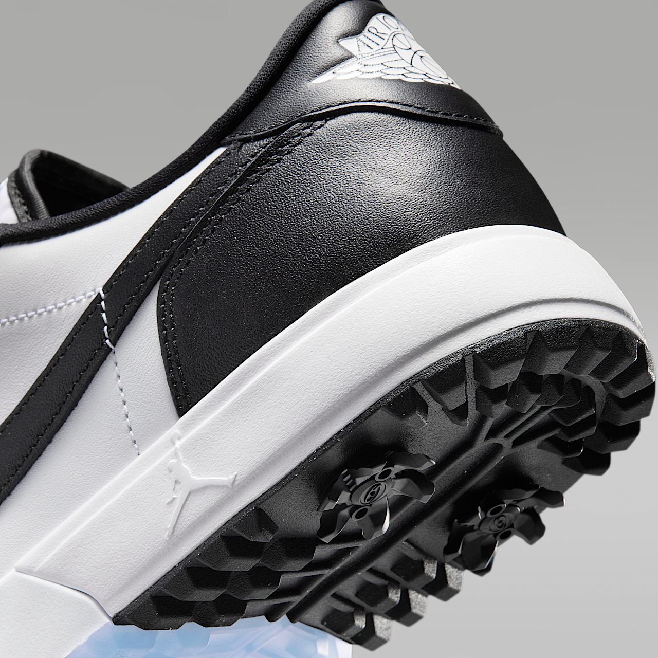 1 Low G Spiked Golf Shoes