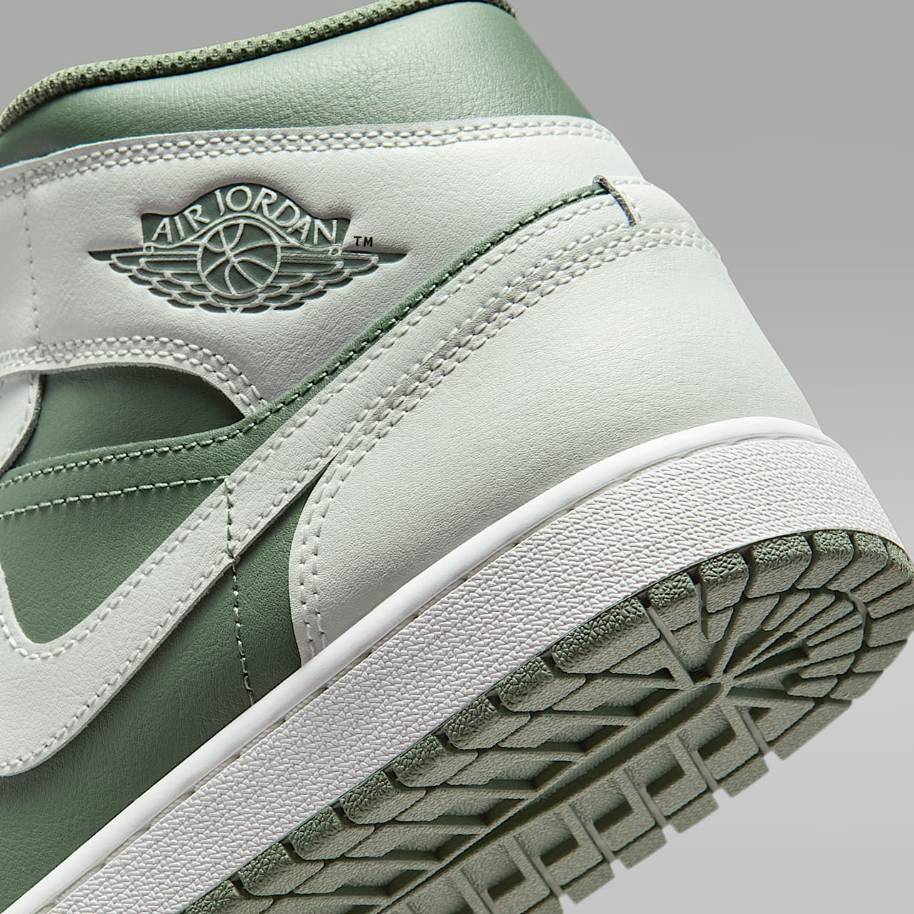 Air 1 Mid