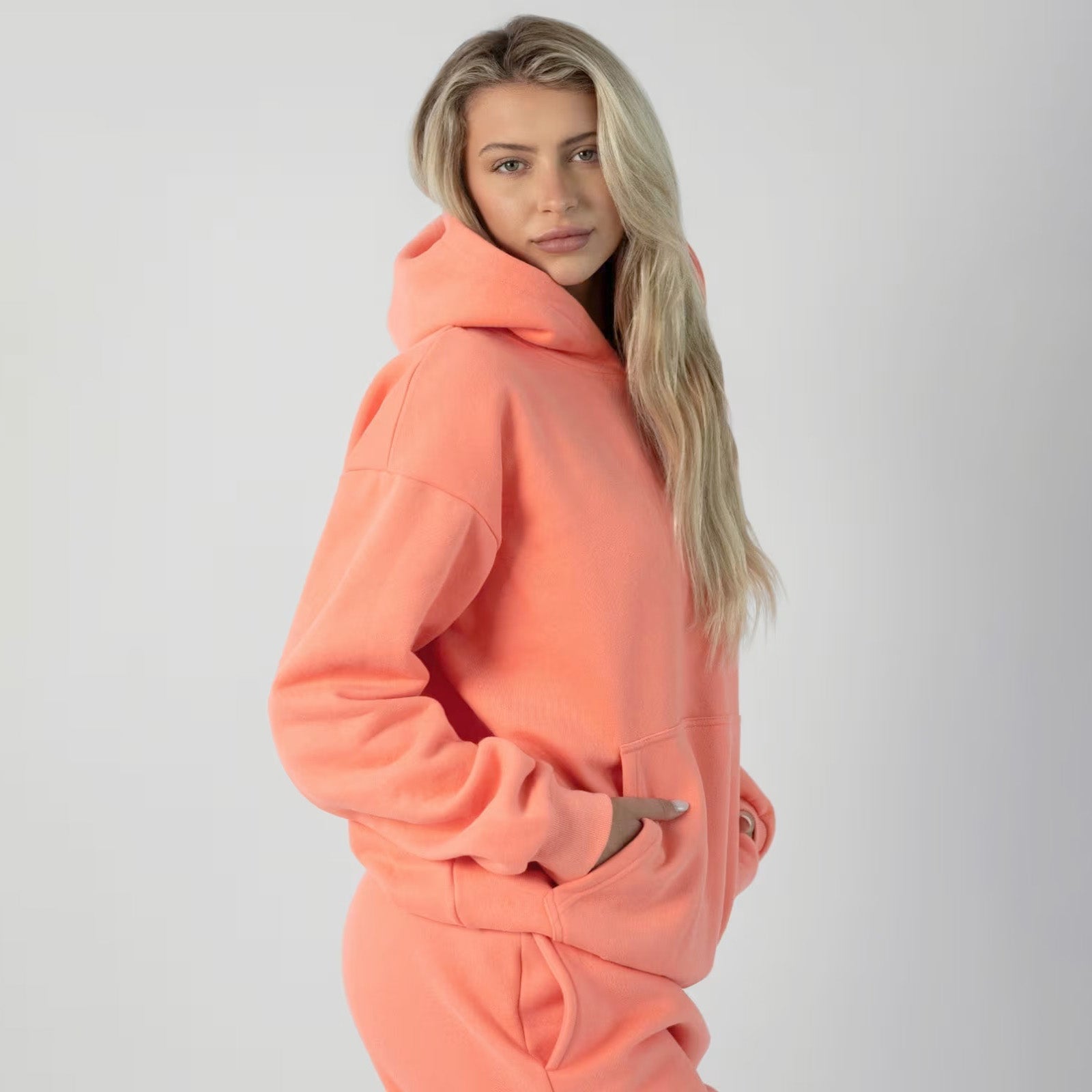 Zoe is 5'8'' and wears a size S