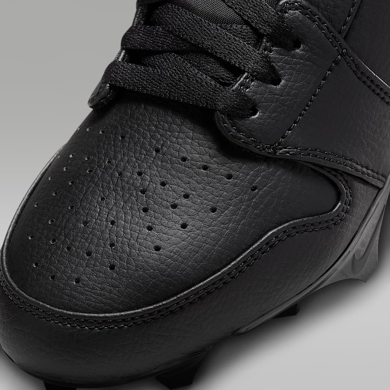 1 Low TD Men's Football Cleat
