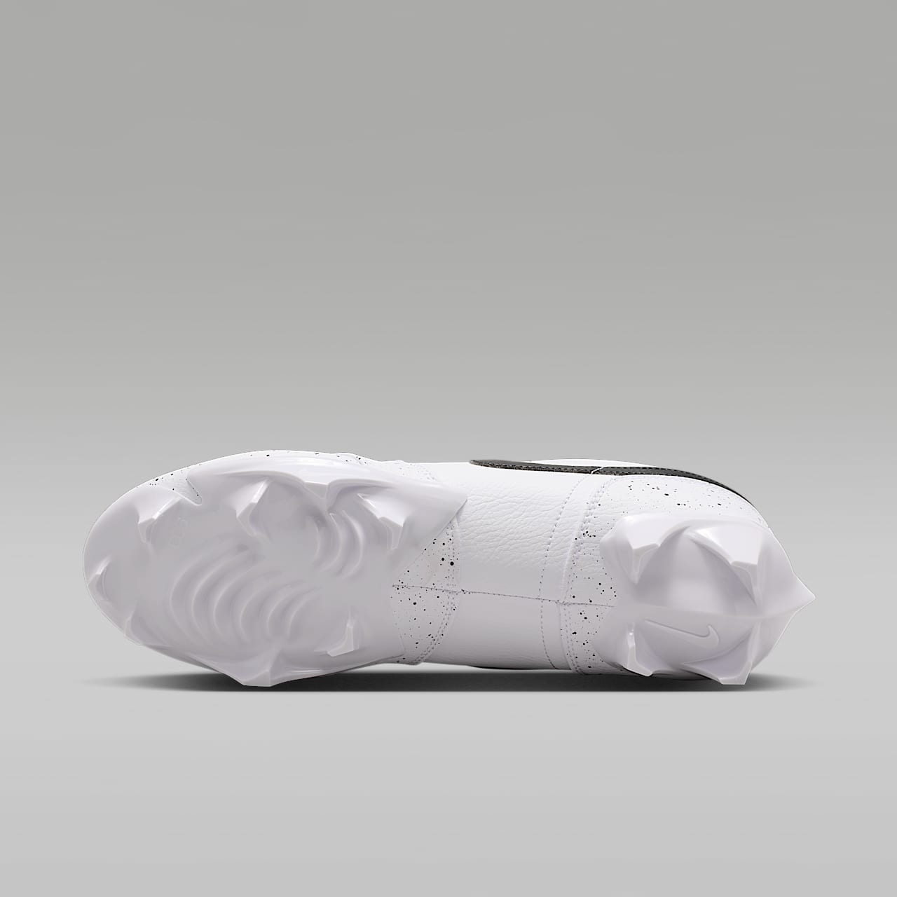 1 Low TD Men's Football Cleat