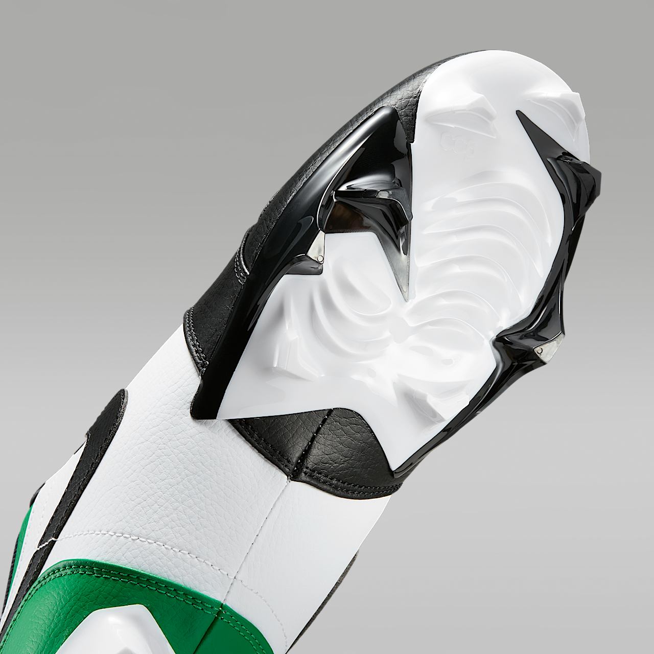 1 Low TD Men's Football Cleat