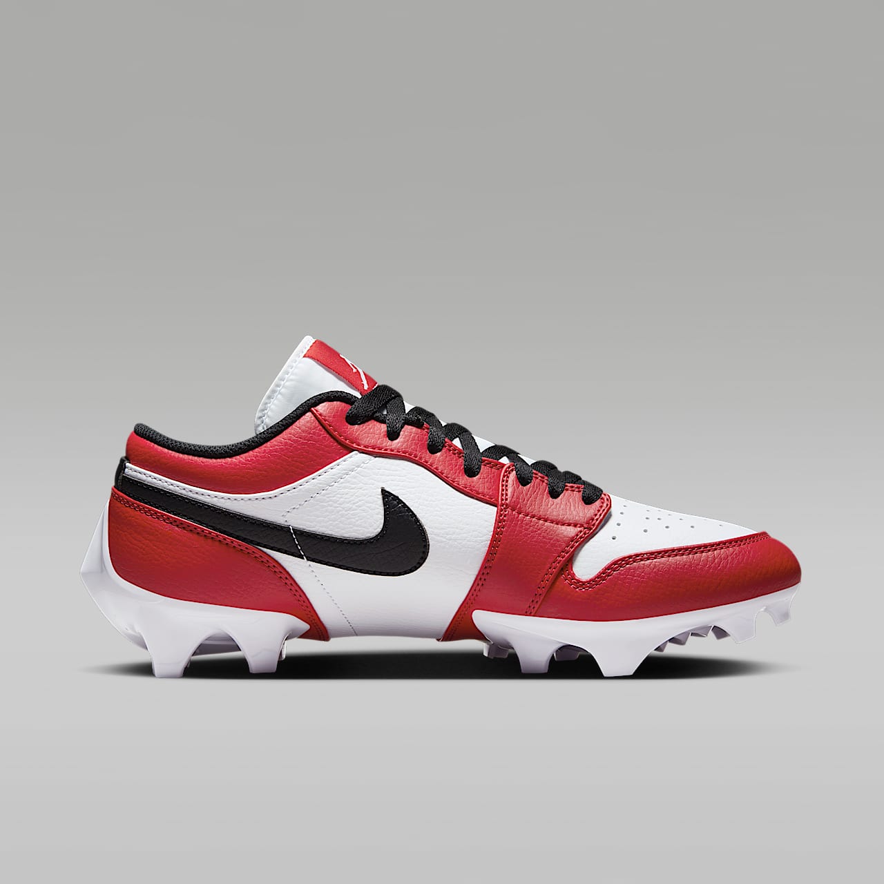 1 Low TD Men's Football Cleat