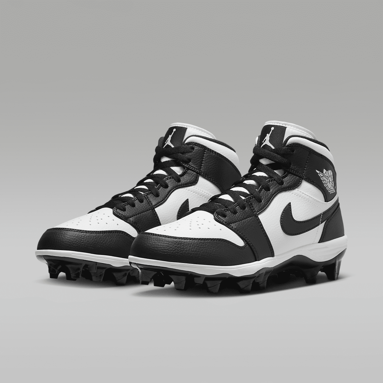 1 Mid TD Men's Football Cleat
