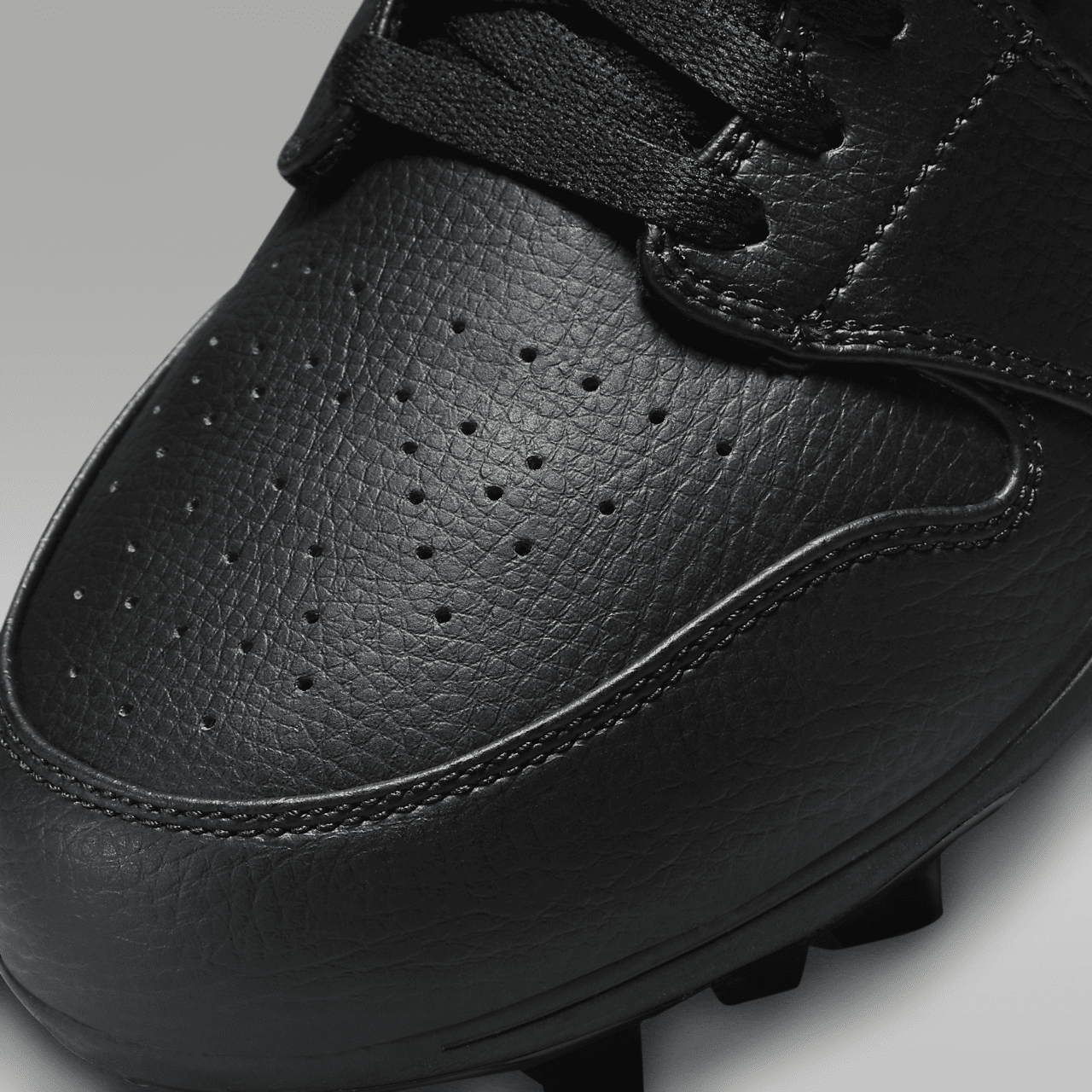 1 Mid TD Men's Football Cleat