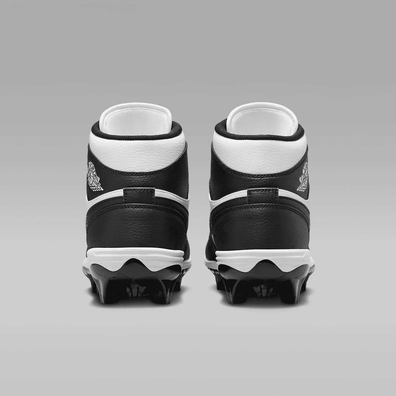 1 Mid TD Men's Football Cleat