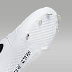 1 Retro Low Metal Baseball Cleats
