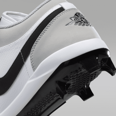 1 Retro MCS Low Men's Baseball Cleats