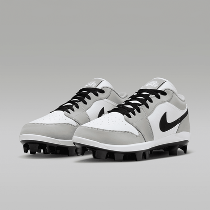 1 Retro MCS Low Men's Baseball Cleats