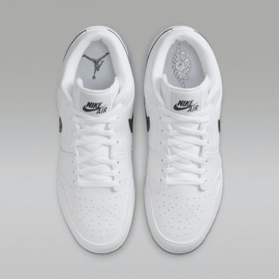 1 Retro MCS Low Men's Baseball Cleats