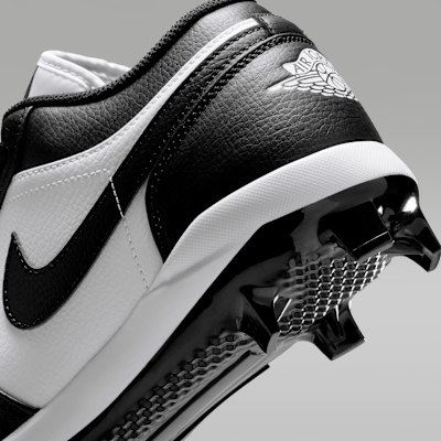 1 Retro MCS Low Men's Baseball Cleats