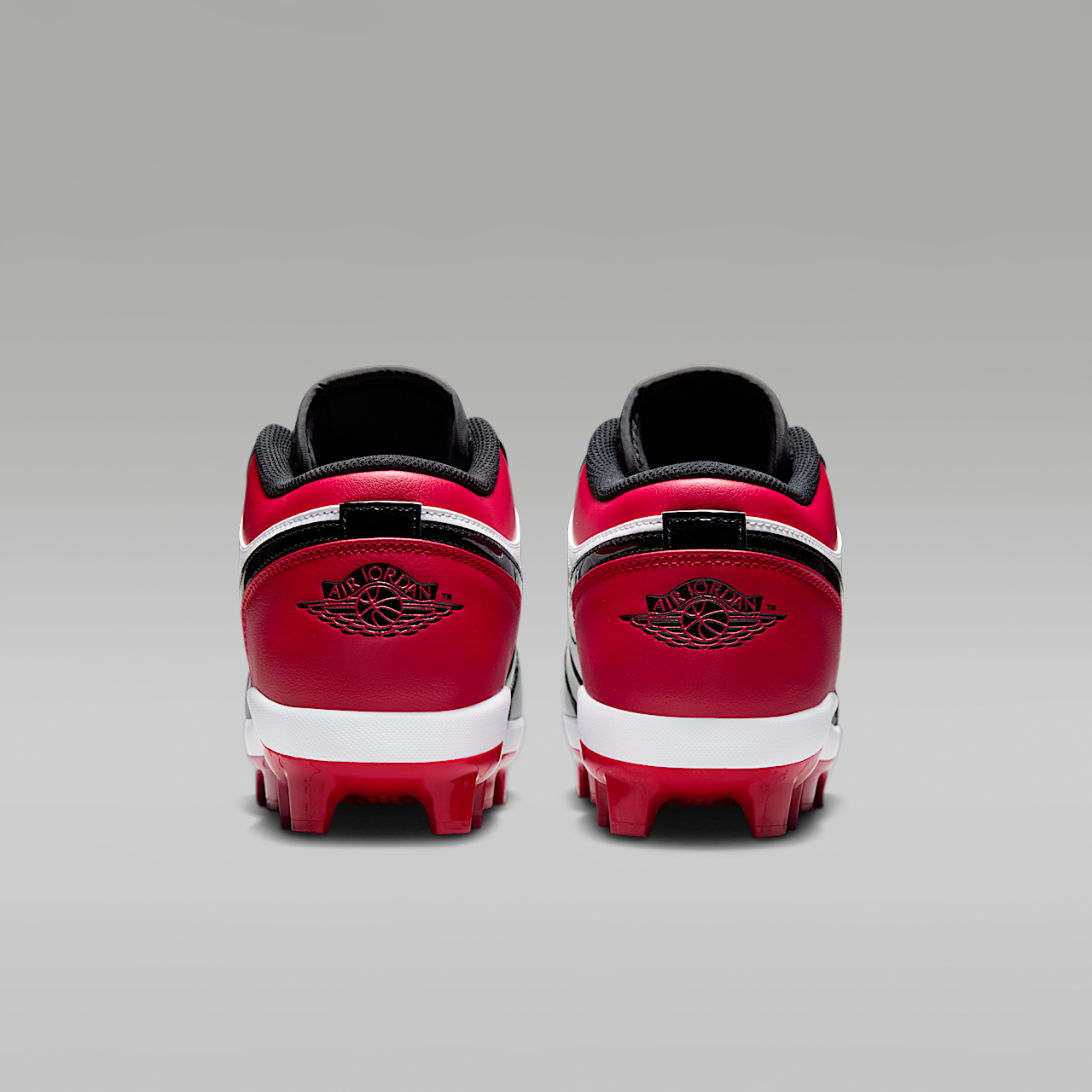1 Retro MCS Low Men's Baseball Cleats