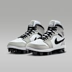 1 Retro MCS Men's Baseball Cleats