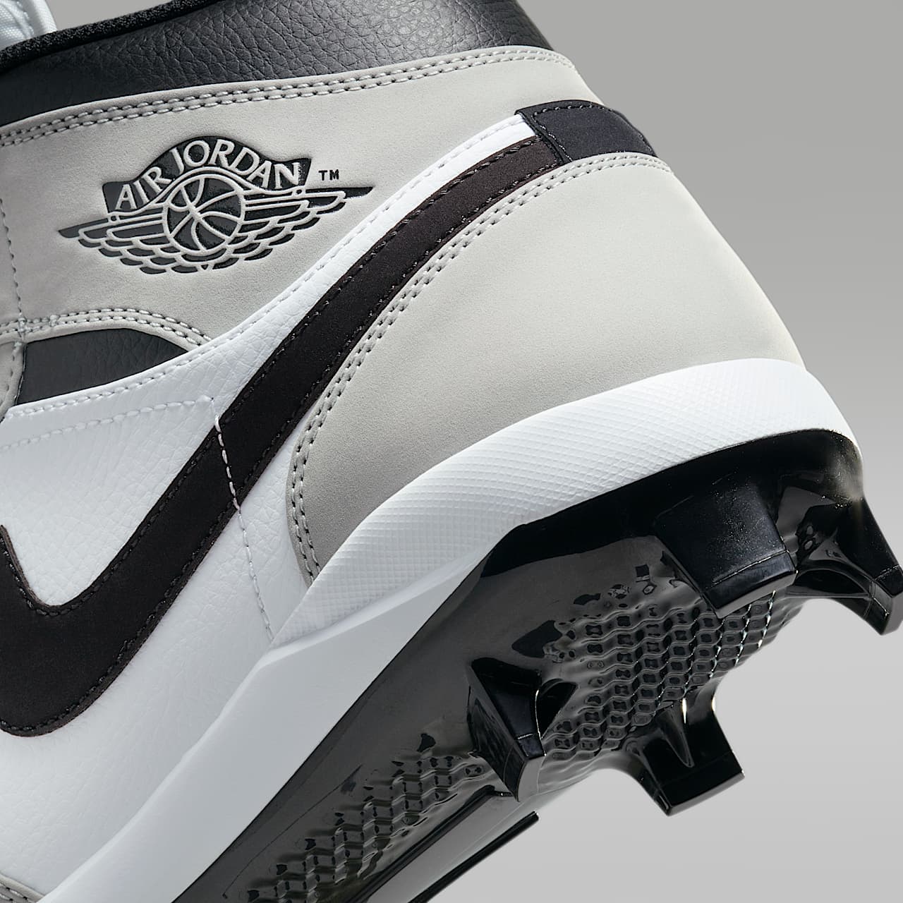 1 Retro MCS Men's Baseball Cleats