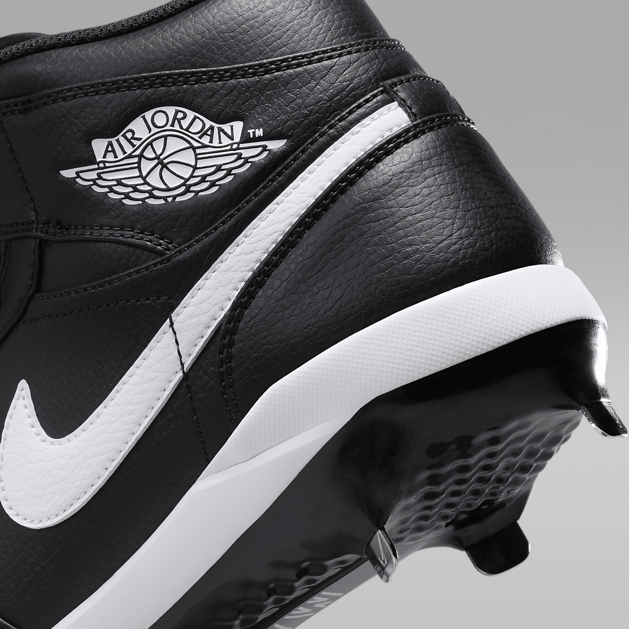 1 Retro Metal Men's Baseball Cleats