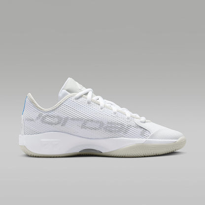 Luka 77 Basketball Shoes