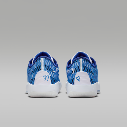 Luka 77 Basketball Shoes