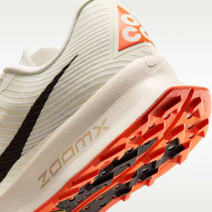 ACG Ultrafly Trail Trail Racing Shoes