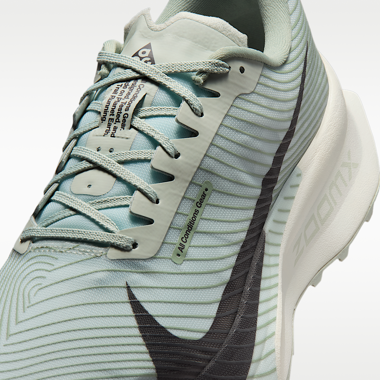 ACG Ultrafly Trail Trail Racing Shoes