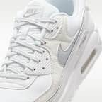 Air Max 90 Premium Men's Shoes with Reflective Accents