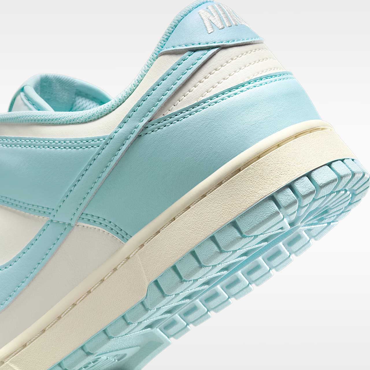 Dunk Low Retro Men's Shoes