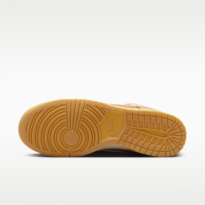 Dunk Low Retro SE