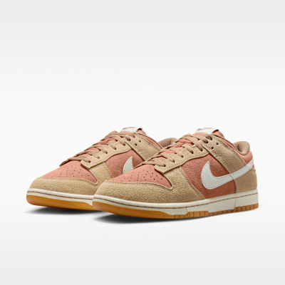 Dunk Low Retro SE
