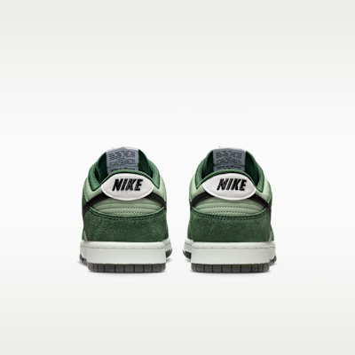 Dunk Low Retro SE