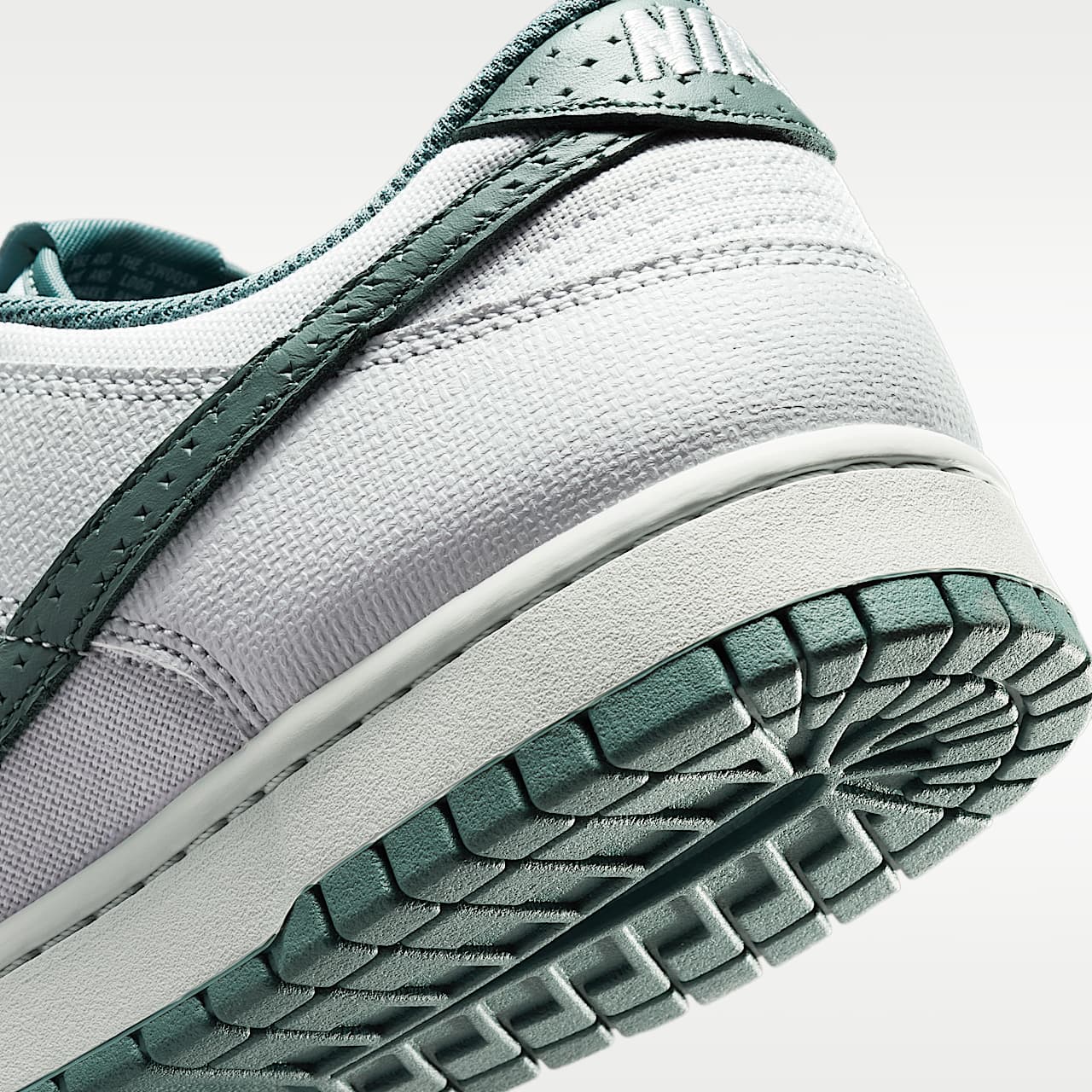 Dunk Low Retro Men's Shoes