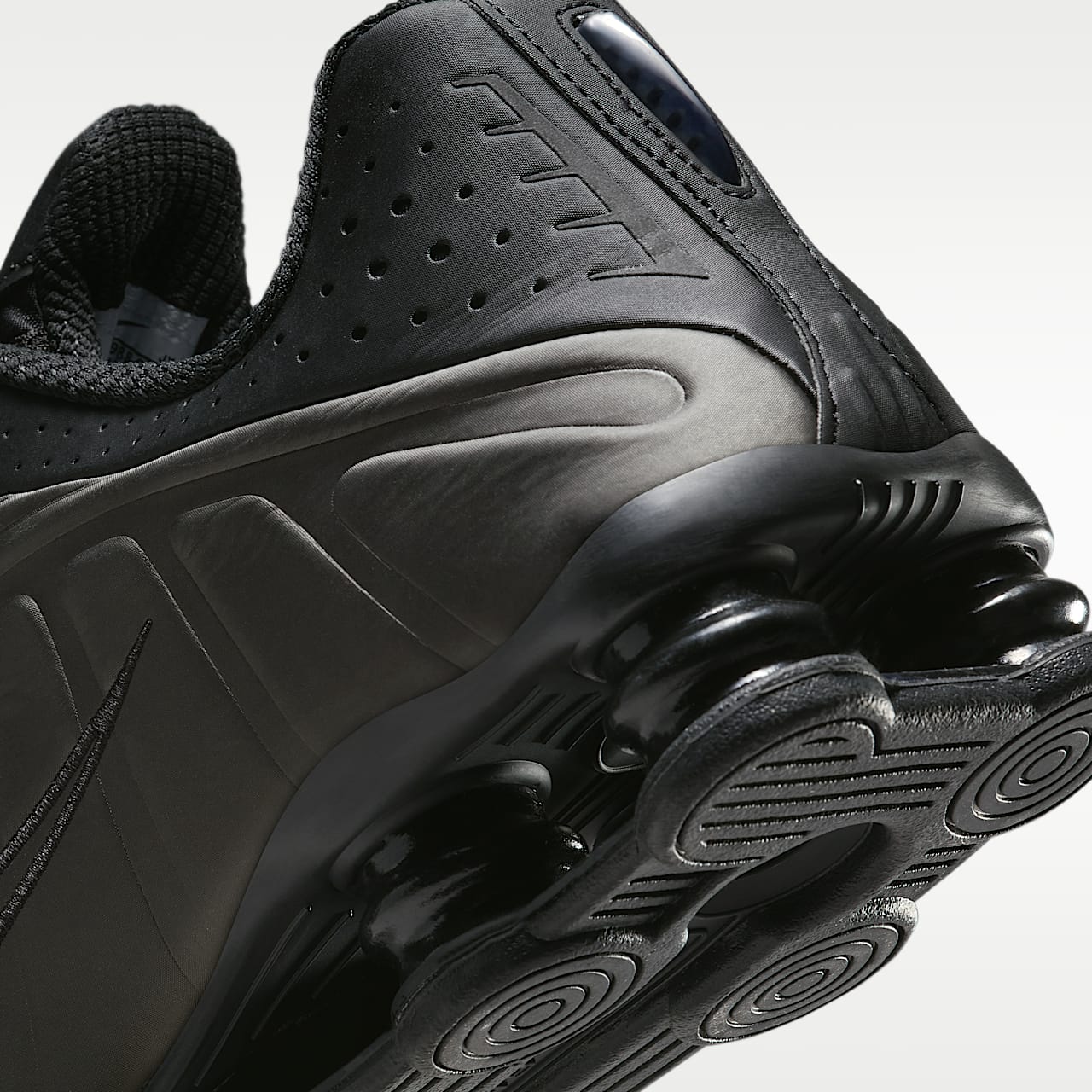 Shox R4 Men's Shoes