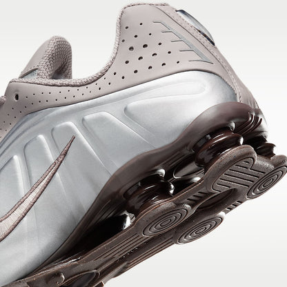 Shox R4 Men's Shoes