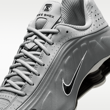 Shox R4 Men's Shoes
