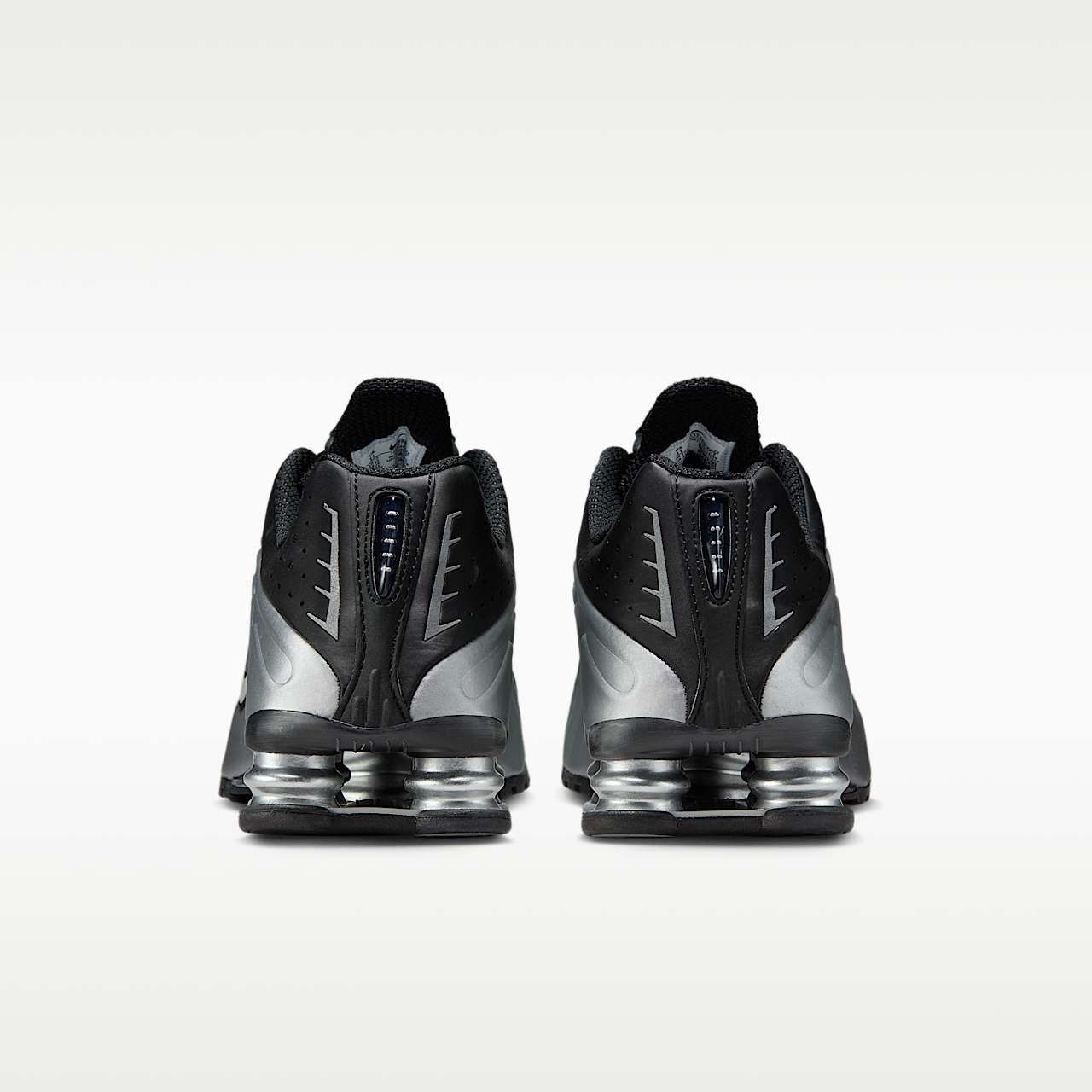 Shox R4
