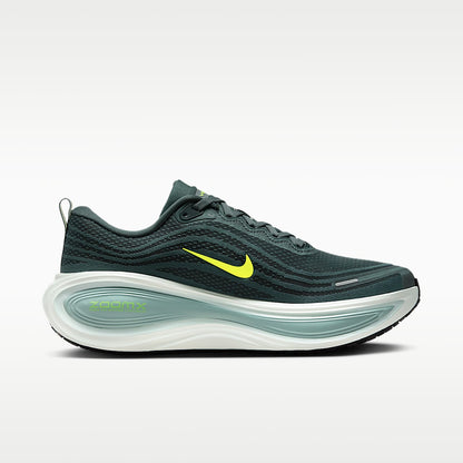 Vomero Plus Men's Road Running Shoes