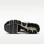 Zoom Vomero 5 Men's Shoes