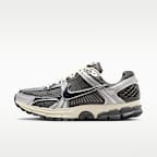 Zoom Vomero 5 Men's Shoes