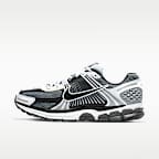 Zoom Vomero 5 SE SP Men's Shoes