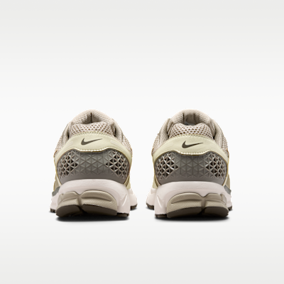Zoom Vomero 5 Men's Shoes