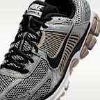 Zoom Vomero 5 Men's Shoes
