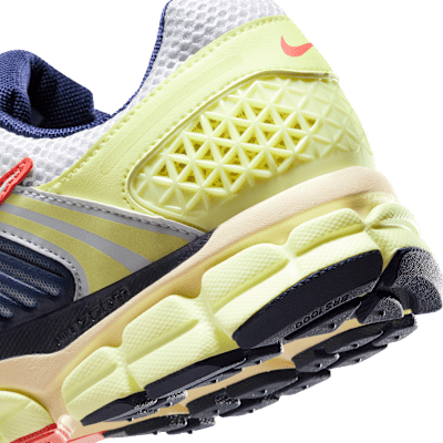 Zoom Vomero 5 Men's Shoes