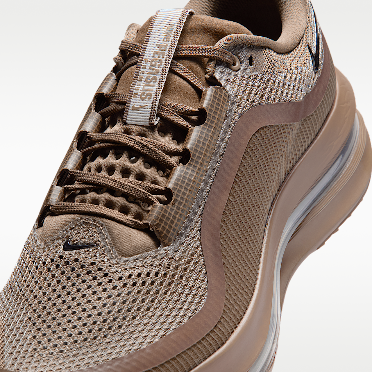 Pegasus Premium Men's Road Running Shoes