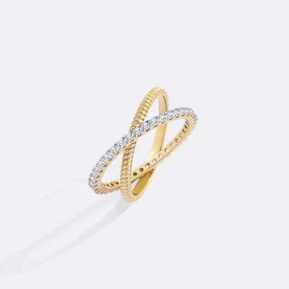 Twisted Interlocking Diamond Band Ring