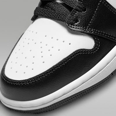 Air Jordan 1 Low Women's Shoes