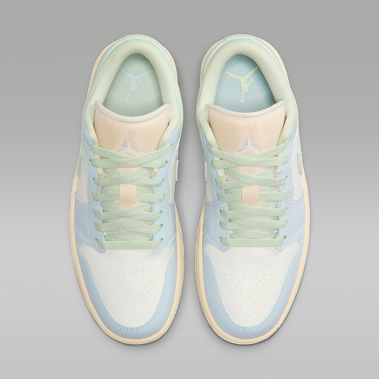 Air Jordan 1 Low Women's Shoes