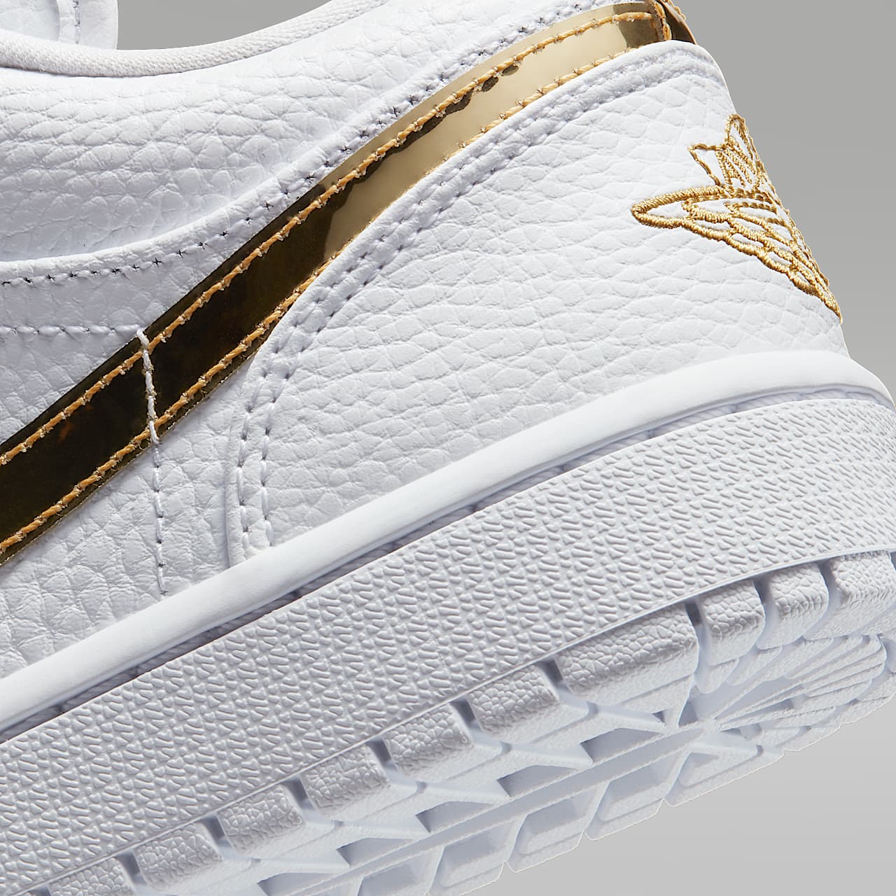 Air Jordan 1 Low SE Women's Shoes