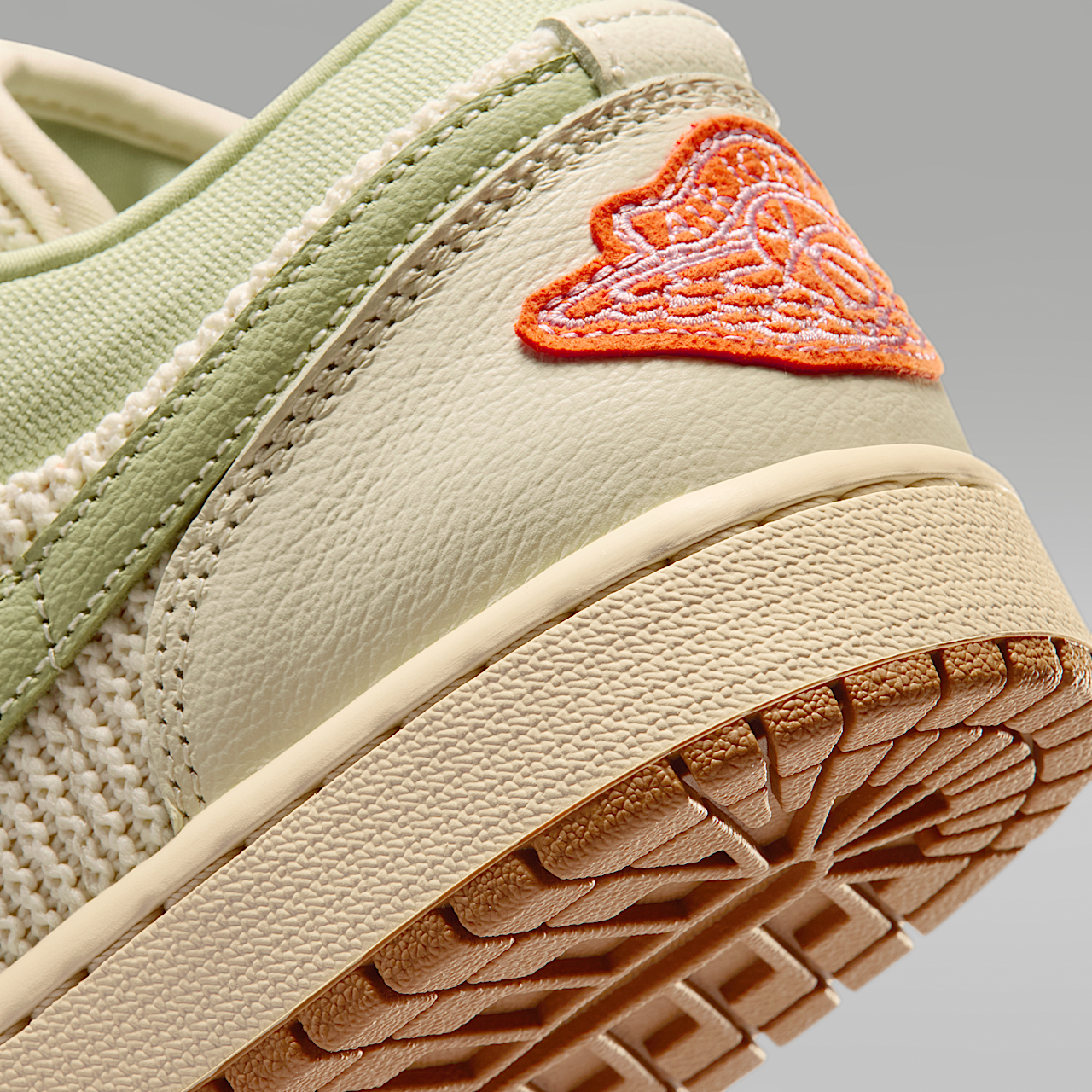 Air Jordan 1 Low SE Women's Shoes