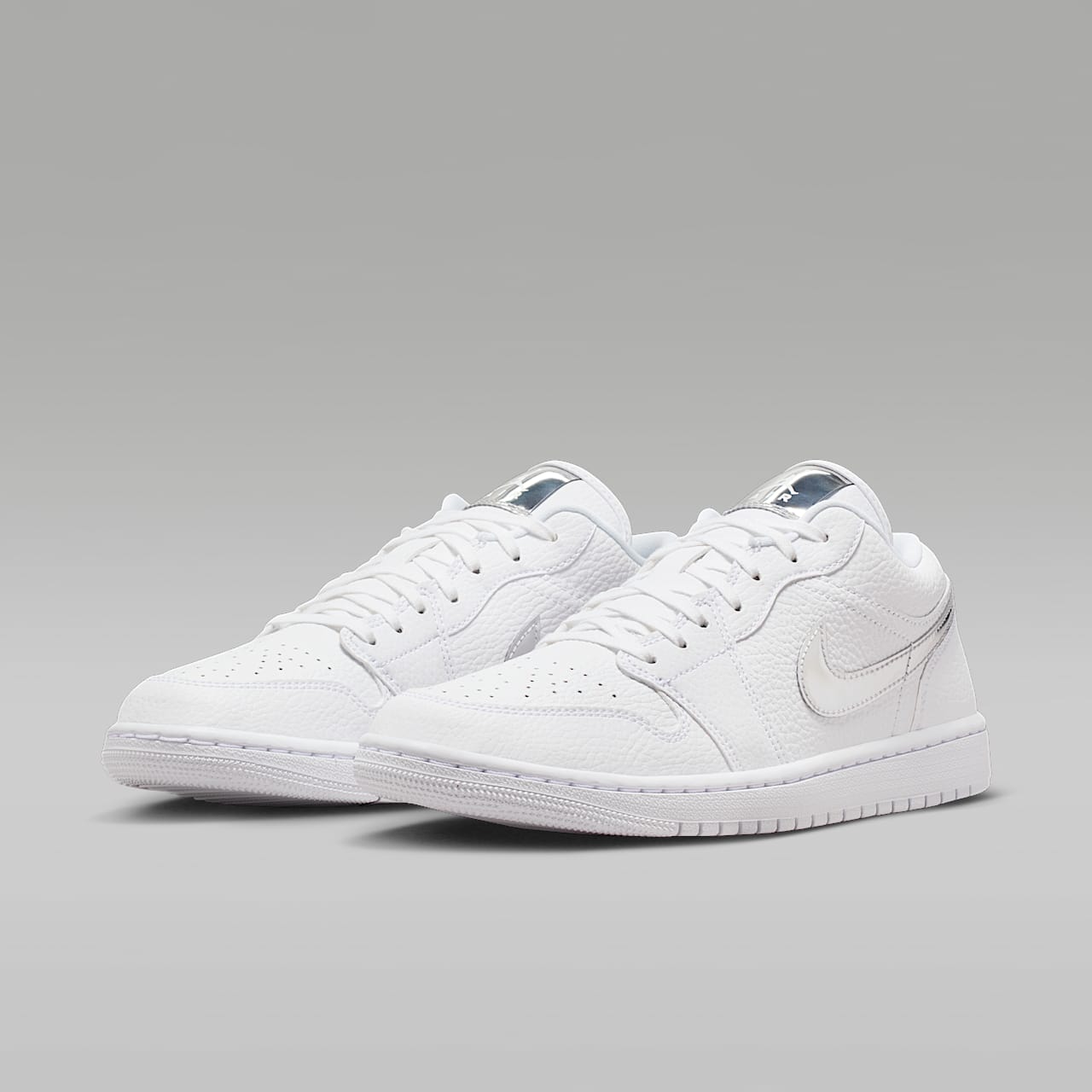 Air Jordan 1 Low SE Women's Shoes