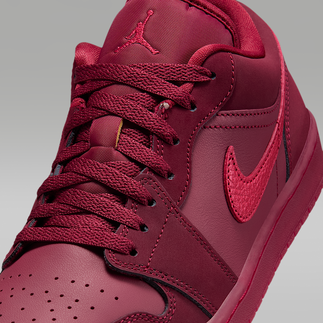 Air Jordan 1 Low SE Women's Shoes